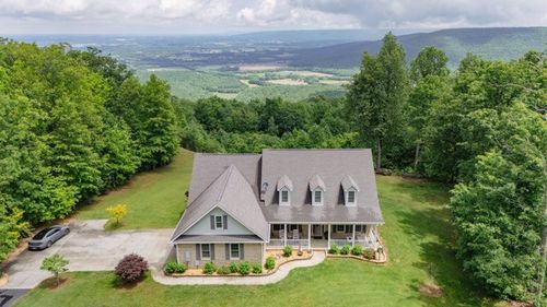 78 Fawn Dr, Belvidere, TN, 37306-4049 | Card Image
