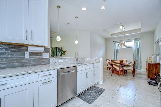 8433 Alberata Vista Dr, House other with 2 bedrooms, 2 bathrooms and null parking in Tampa FL | Image 23