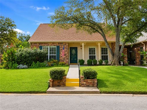 701 Walker St, Bryan, TX, 77802-1249 | Card Image