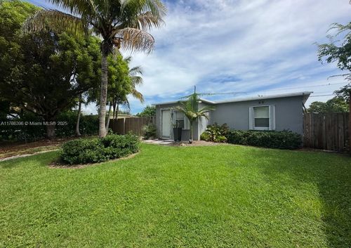 29035 Maine Rd, Homestead, FL, 33033-2750 | Card Image