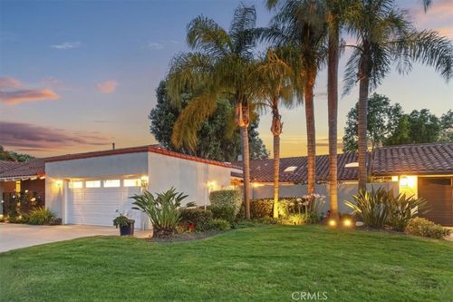 537 Vista Grande, Newport Beach, CA, 92660-4008 | Card Image