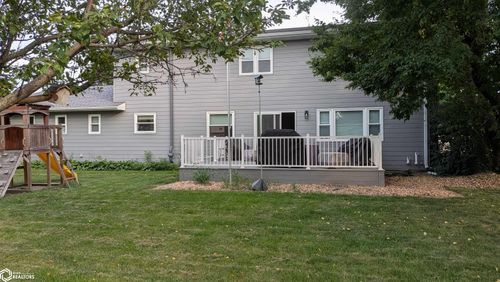 120 Woodbine Rd, Mason City, IA, 50401-2525 | Card Image