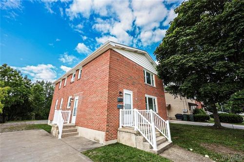 862 Falcon Dr, Depew, NY, 14043-2514 | Card Image