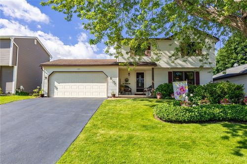 123 Woodsong Lane, Greece, NY, 14612 | Card Image