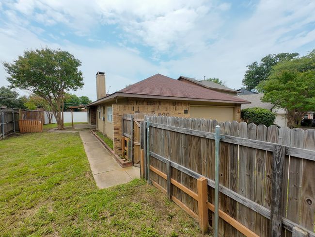 820 Via Madonna, House other with 2 bedrooms, 2 bathrooms and null parking in Mesquite TX | Image 25