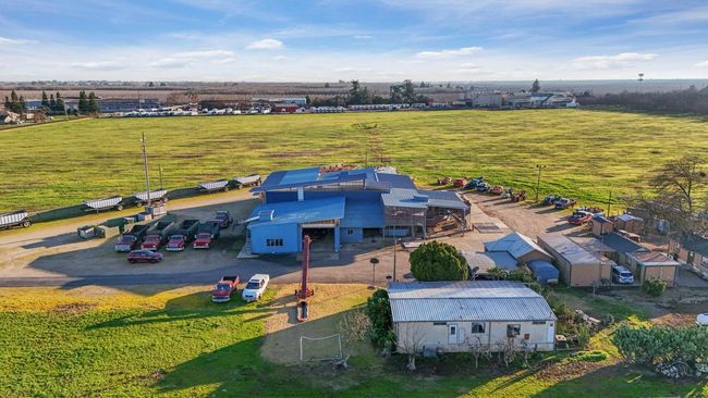 5725 N Wall Rd, House other with 2 bedrooms, 1 bathrooms and null parking in Linden CA | Image 12
