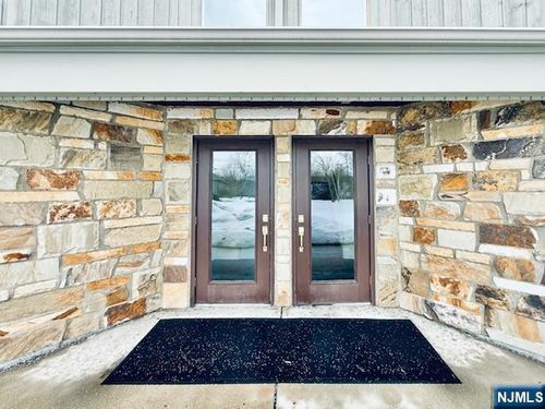 272 Route 206, Mount Olive Township, NJ, 07836 | Card Image