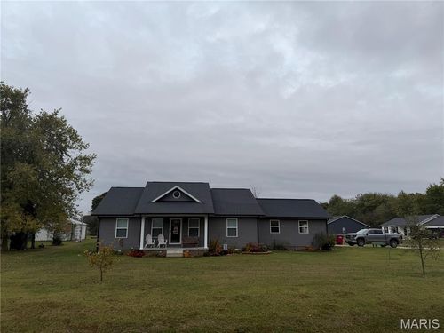 402 Garner St, Sikeston, MO, 63801-9714 | Card Image