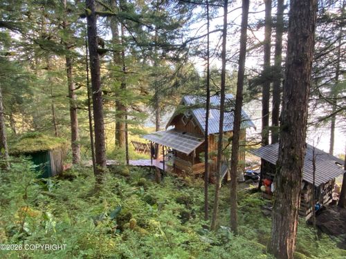 51 12 Mile Rd, Petersburg, AK, 99833-1449 | Card Image