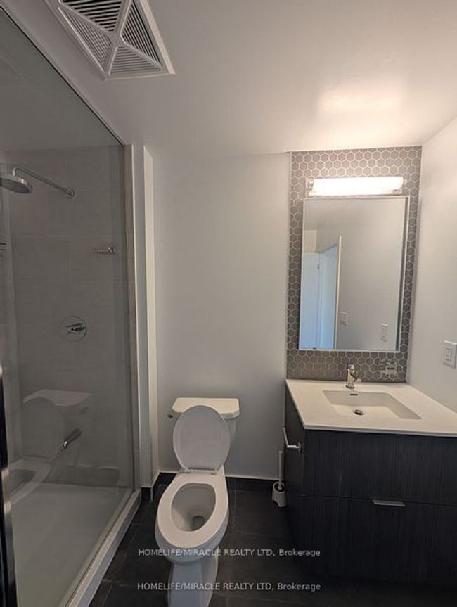 1611 - 2520 Eglinton Ave W, Condo with 3 bedrooms, 2 bathrooms and 1 parking in Mississauga ON | Image 18