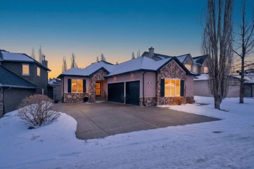 2735 Evercreek Bluffs Way Sw, Calgary, AB, T2Y4P6 | Card Image