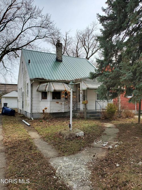 3550 Wersell Ave, Toledo, OH, 43608-1245 | Card Image
