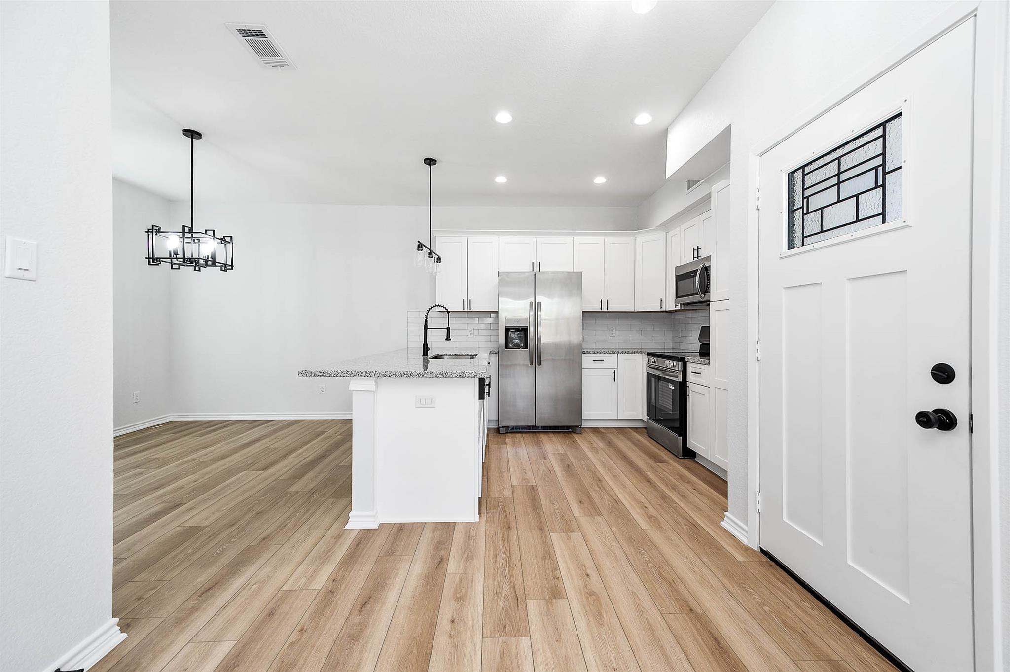 Residential Income in Houston 5