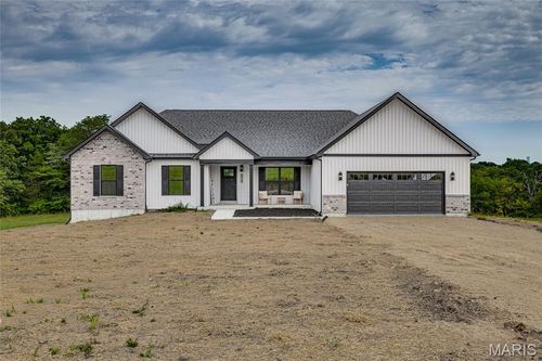 4313 Whispering Woods Rd, Farmington, MO, 63640-8052 | Card Image