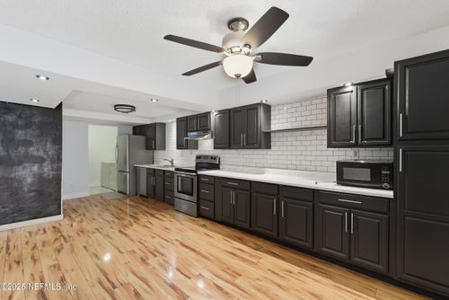 7188 Cypress Cove Rd, Jacksonville, FL, 32244-4431 | Card Image