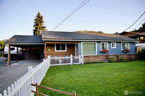 604 Pioneer Ave, Cashmere, WA, 98815-1232 | Card Image