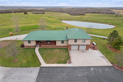 3600 Ne State Route W Rural Route, Weatherby, MO, 64497 | Card Image