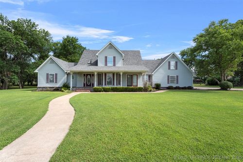 1310 Churchill Rd, Vinita, OK, 74301-3425 | Card Image