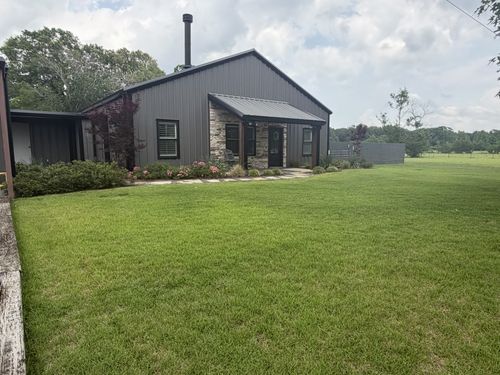 276 W Farm Road 71, Mt Pleasant, TX, 75455-6813 | Card Image