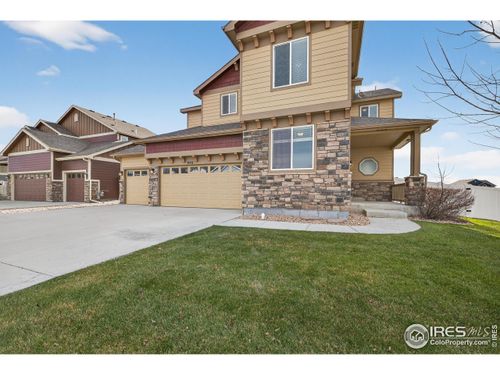 848 Shirttail Peak Dr, Windsor, CO, 80550-3247 | Card Image