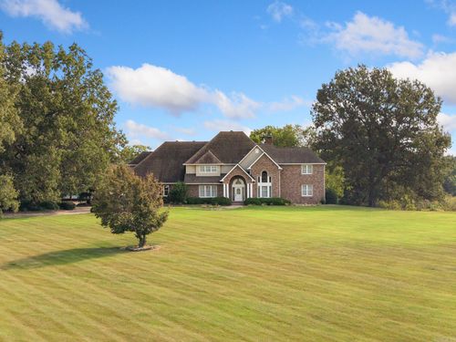 2734 Wolf Springs Rd, Harrison, AR, 72601-9183 | Card Image