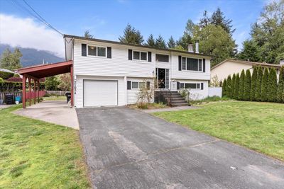 21034 Riverview Dr, House other with 4 bedrooms, 2 bathrooms and 6 parking in Hope BC | Image 2