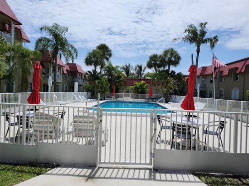 apt-103-501 Se 8th St, Deerfield Beach, FL, 33441-5528 | Card Image