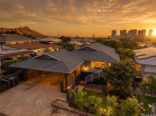 3237 Olu St, Honolulu, HI, 96816-1223 | Card Image