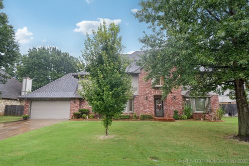 8745 S Delaware Pl, Tulsa, OK, 74137-2520 | Card Image