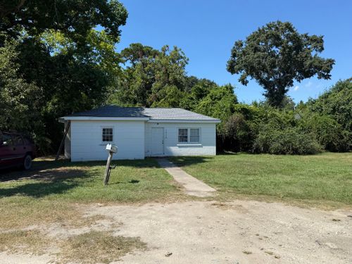 2324 Meridian Rd, North Charleston, SC, 29405-8226 | Card Image