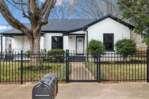 222 Groh St, Lawrenceburg, TN, 38464-3250 | Card Image