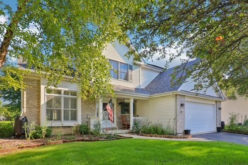 485 Spring Ridge Dr, Crystal Lake, IL, 60012-3512 | Card Image