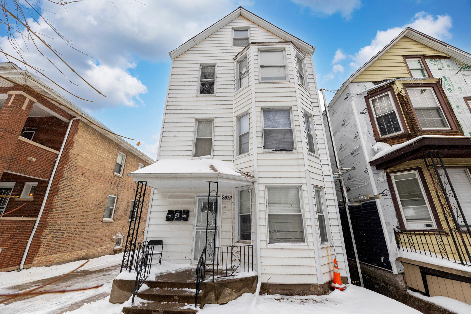 Residential Income in Chicago