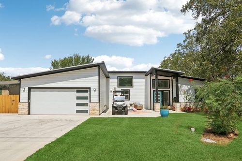 604 Wilhelm St, Bastrop, TX, 78602-2545 | Card Image