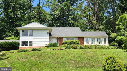 9801 Watts Branch Dr, ROCKVILLE, MD, 20850-3759 | Card Image