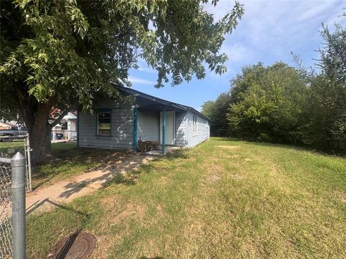 310 N 8th St, Seminole, OK, 74868-4106 | Card Image