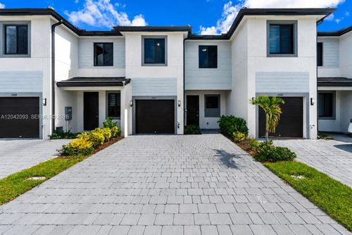 19107 Sw 344th Ter, Homestead, FL, 33034-5440 | Card Image