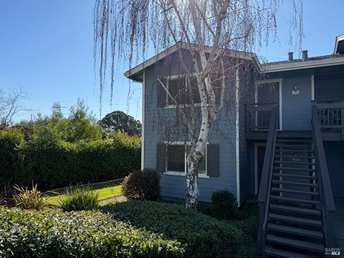 310 Spyglass Pkwy, Vallejo, CA, 94591-6904 | Card Image