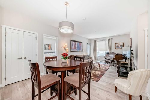 402-30 Shawnee Common Sw, Calgary, AB, T2Y0R1 | Card Image