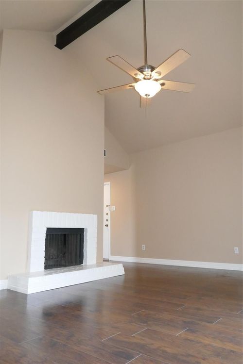 apt-250-2100 Tanglewilde St, Houston, TX, 77063-1260 | Card Image