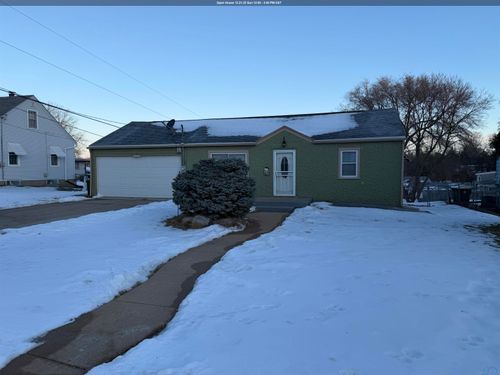 313 30th St, Sioux City, IA, 51104-3909 | Card Image