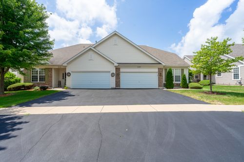 2123 Tremont Ln, Joliet, IL, 60431-7717 | Card Image