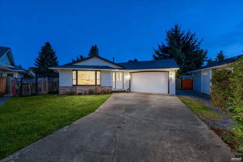 23369 117b Ave, Maple Ridge, BC, V2X0B9 | Card Image