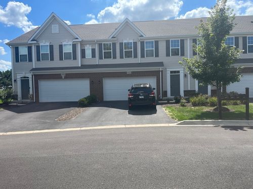 3423-3423 Helene Rieder Dr, Montgomery, IL, 60538-6026 | Card Image