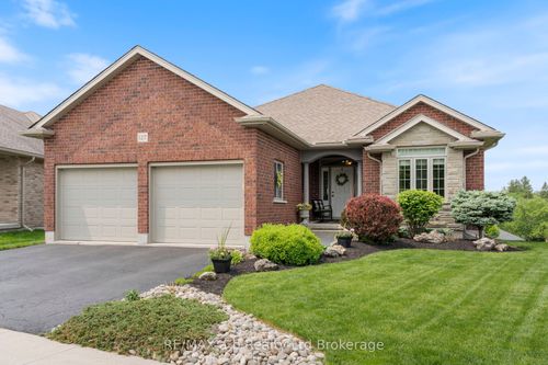 {{alt}} | Card Image