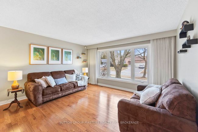 984 Ambleside Cres, House other with 5 bedrooms, 3 bathrooms and 2 parking in Kingston ON | Image 28