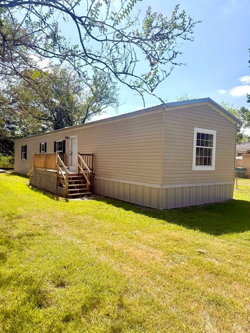 609 W Dogwood St, Orange, TX, 77630 | Card Image