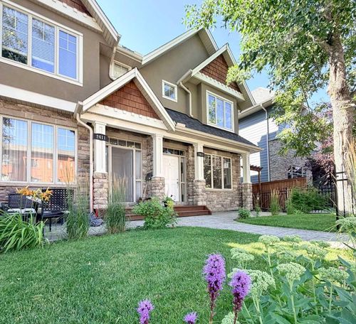 1-2413 2 Avenue Nw, Calgary, AB, T2N0H5 | Card Image
