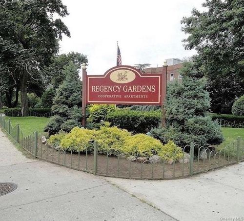 2-141-17 79th Ave, Kew Garden Hl, NY, 11367-3627 | Card Image