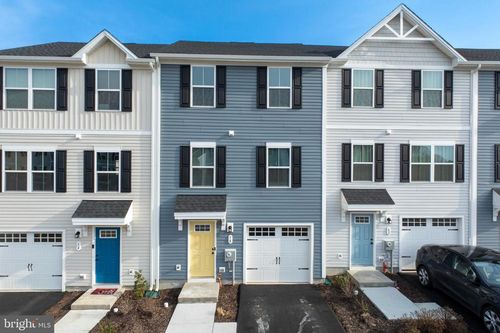 58 Rose Glen Ct, COATESVILLE, PA, 19320-2921 | Card Image